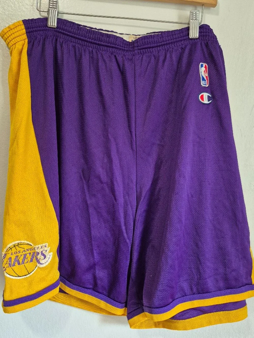 Vintage Champion Los Angeles Lakers Basketball Shorts Men’s 2XL NBA